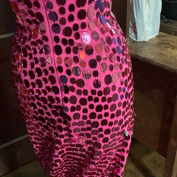 Stunning Sherri Hill dress in magenta! Glass beading - Picture 8 of 9